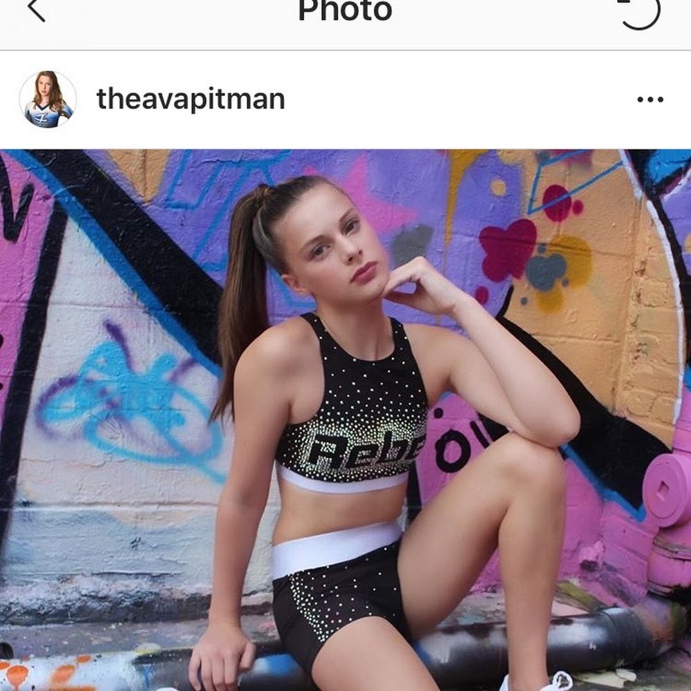 Meet your Posher, Ava